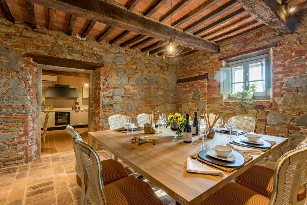 Degustazione vini Castiglion Fiorentino| Maestà di Santa Luce |Arezzo
