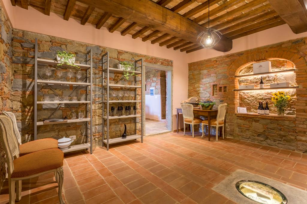 Degustazione vini Castiglion Fiorentino| Maestà di Santa Luce |Arezzo